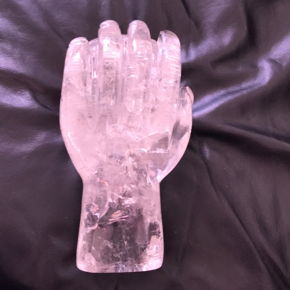 Sculpture left hand